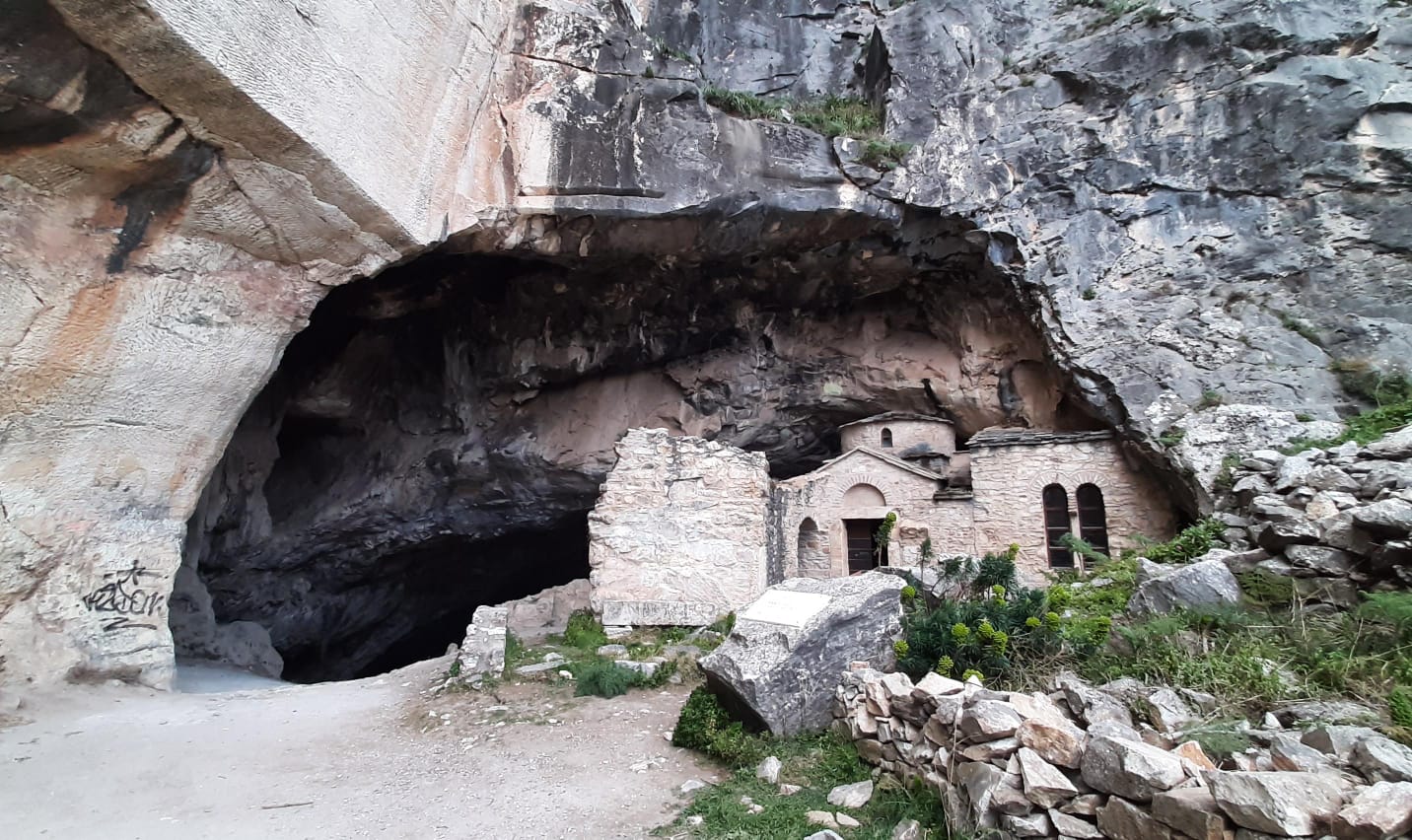 Davelis cave, Pentelli, Athens.